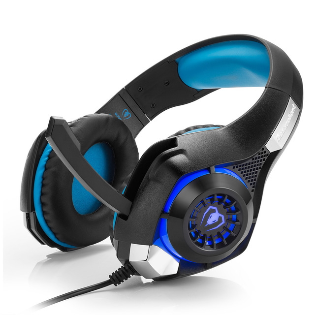 Gaming Headset with Microphone and LED Lighting