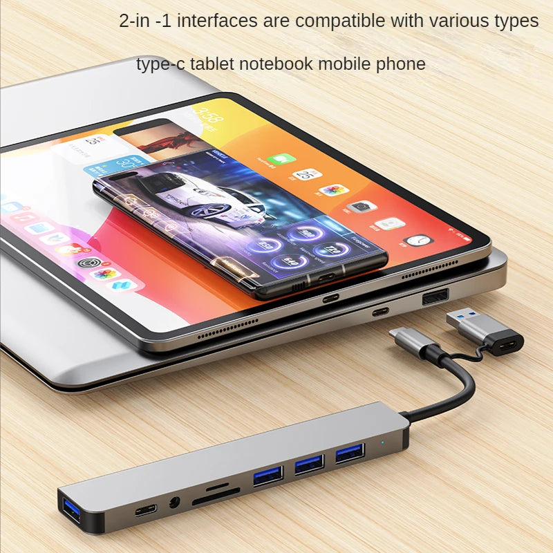 USB-C Multiport Hub with Card Reader