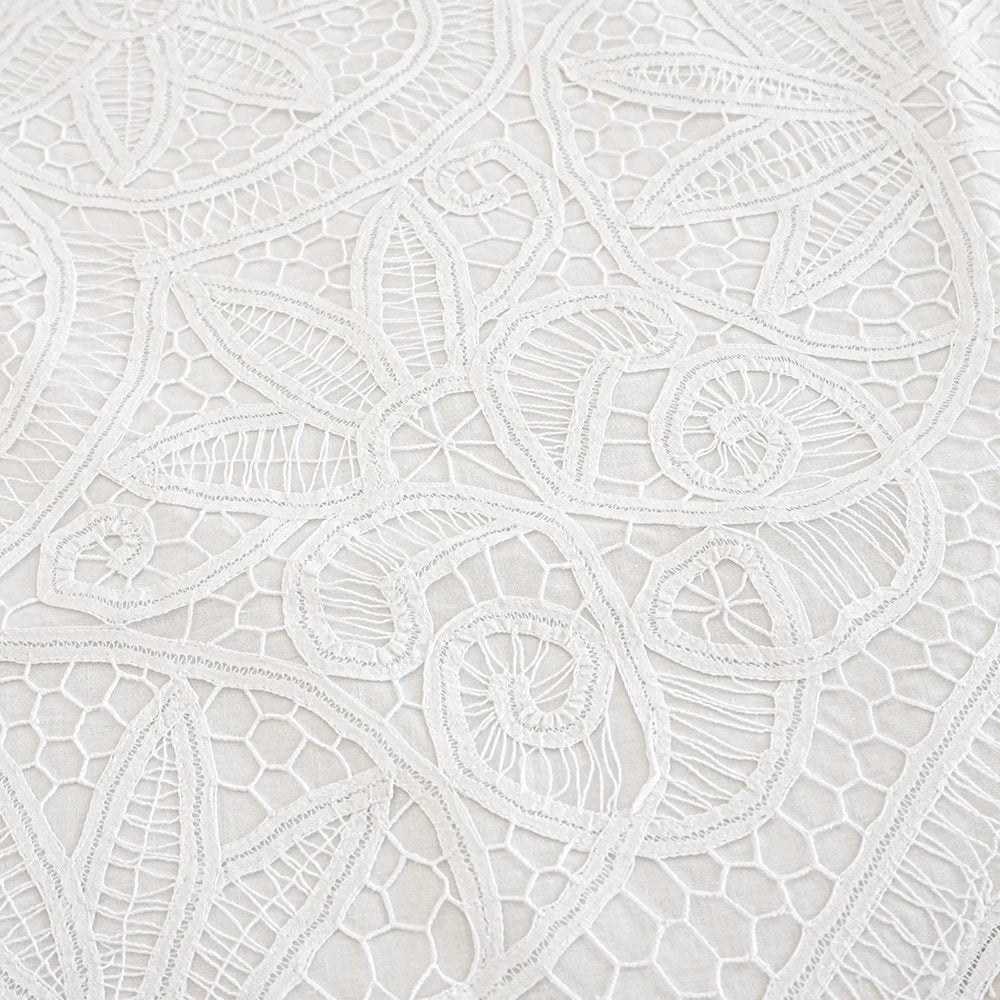 White Lace Christmas Tree Skirt